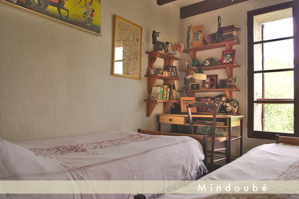 Chez Mamie Et Papi Bed & Breakfast Puynormand Oda fotoğraf